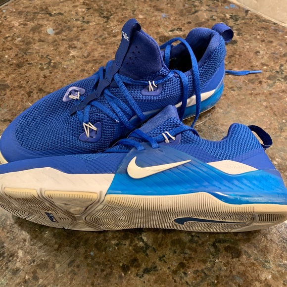 kentucky basketball shoes